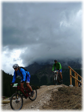 Biking with Snowklake (Transalp 2011)